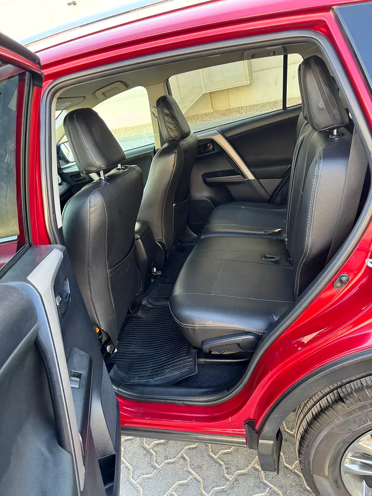 Toyota Rav4 2018 - Neat  clean car. - Image 9