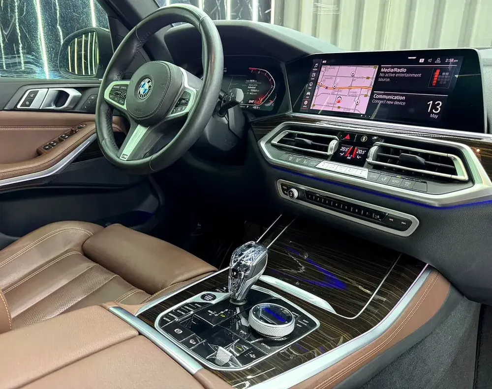 Exclussive Summer Sale | GCC | Full AGMC Service History | 7 Seater  SUV | - Image 15