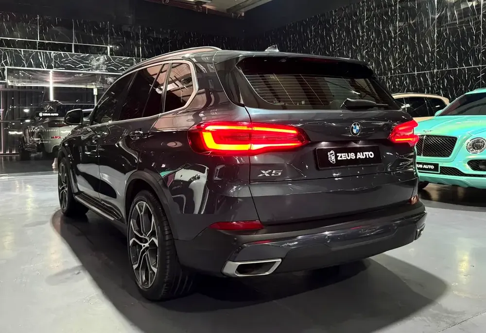 Exclussive Summer Sale | GCC | Full AGMC Service History | 7 Seater  SUV | - Image 5