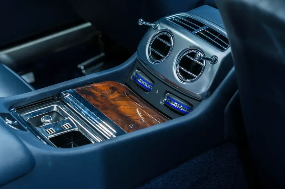 Rolls-Royce Dawn Standard 2016 | GCC Specs | Pristine Condition - Image 11