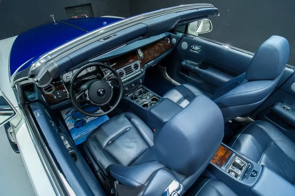 Rolls-Royce Dawn Standard 2016 | GCC Specs | Pristine Condition - Image 6