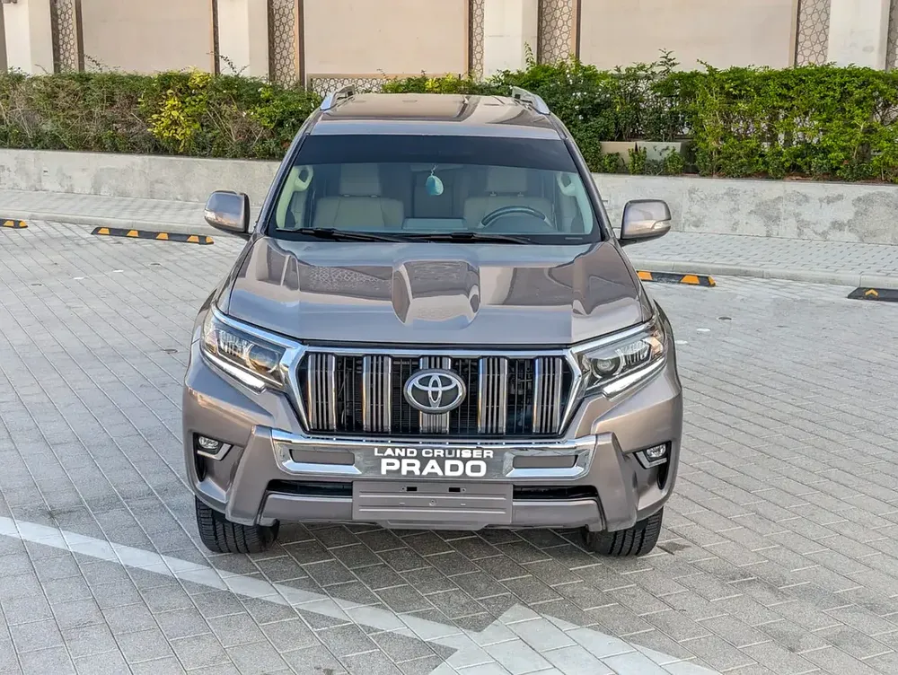 TOYOTA PRADO 2018 GCC V6 4.0L IN EXCELLENT CONDITION - Image 20