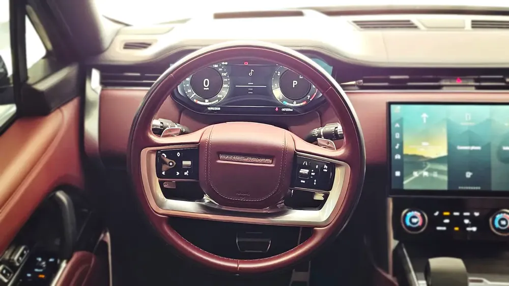Dealer Warranty + Service Contract I 2022 Land Range Rover Vouge HSE P530 | GCC Specs | - Image 13