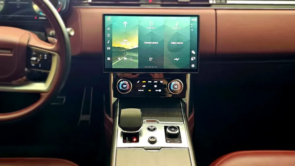 Dealer Warranty + Service Contract I 2022 Land Range Rover Vouge HSE P530 | GCC Specs | - Image 15