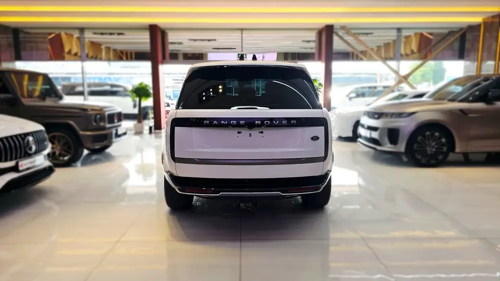 Dealer Warranty + Service Contract I 2022 Land Range Rover Vouge HSE P530 | GCC Specs | - Image 6
