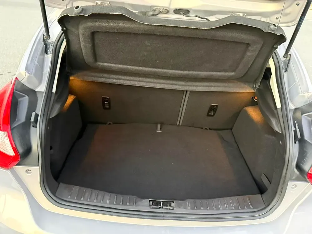 FORD FOCUS 2014 /GCC / GOOD CONDITION/ NICE COLOR- GCC Specs - Reliable and Well-Maintained - Image 11