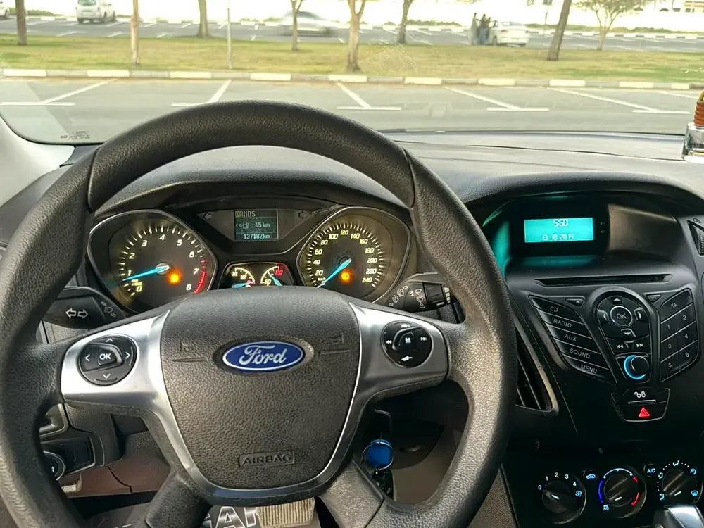 FORD FOCUS 2014 /GCC / GOOD CONDITION/ NICE COLOR- GCC Specs - Reliable and Well-Maintained - Image 13