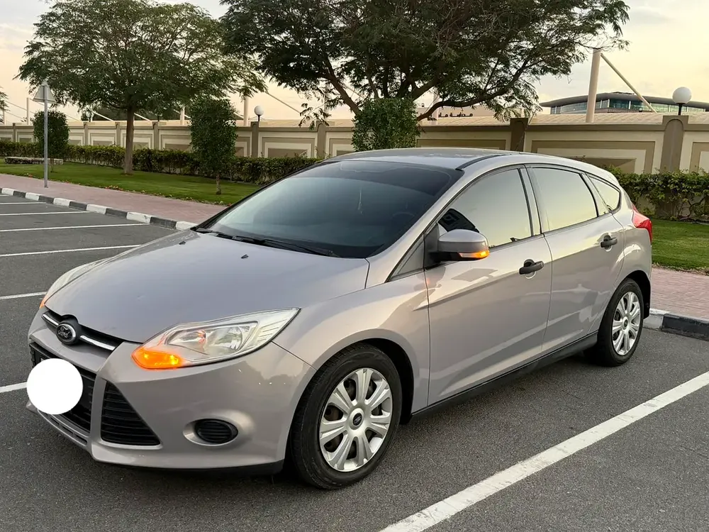 FORD FOCUS 2014 /GCC / GOOD CONDITION/ NICE COLOR- GCC Specs - Reliable and Well-Maintained - Image 4