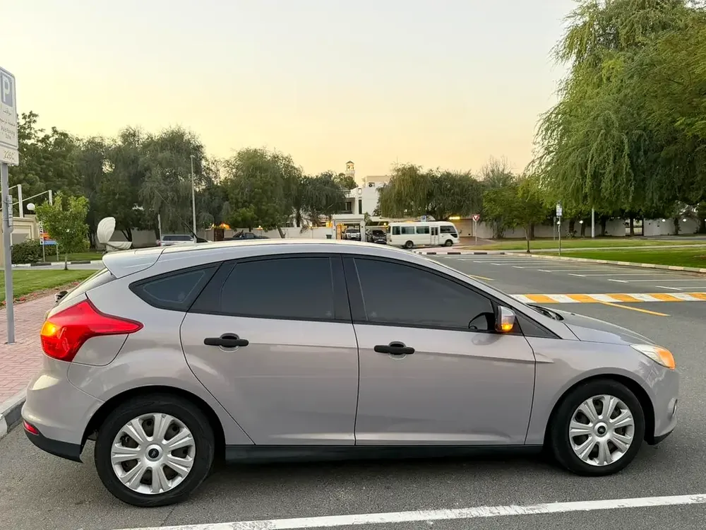 FORD FOCUS 2014 /GCC / GOOD CONDITION/ NICE COLOR- GCC Specs - Reliable and Well-Maintained - Image 6