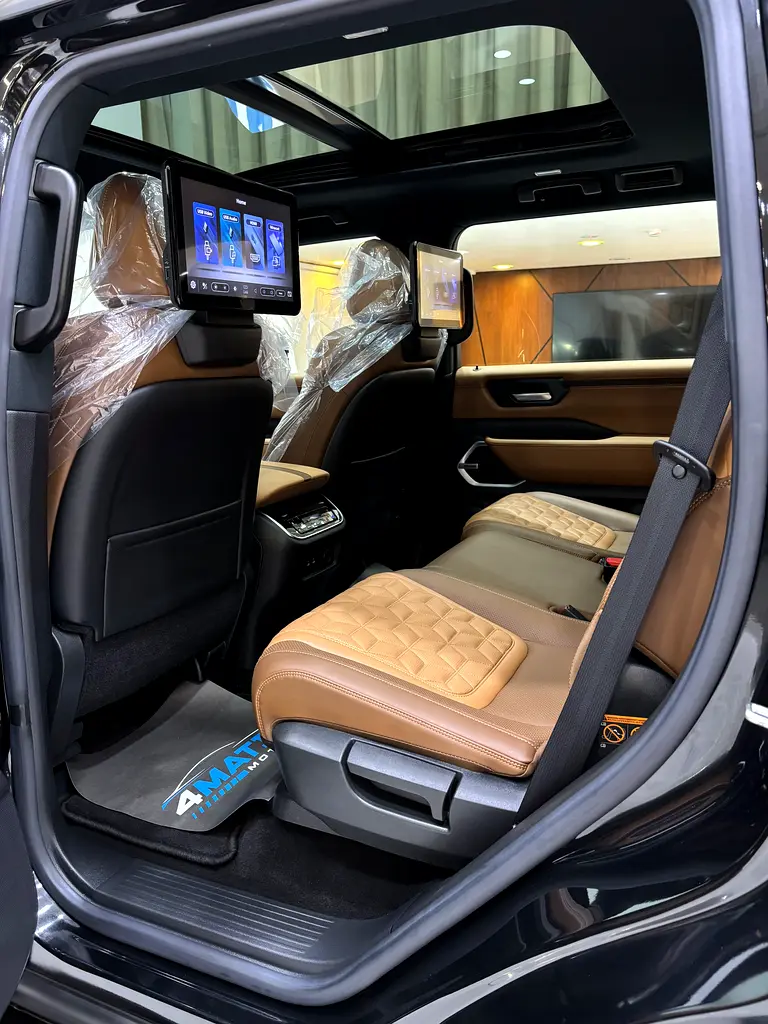 Nissan Patrol LE Platinum City Black Edition - Image 13