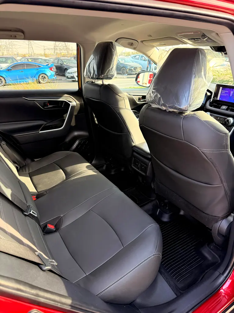 2023 Toyota Rav 4 MID - American Specs - GCC Ready - Image 10