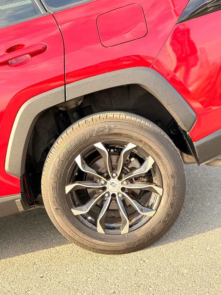 2023 Toyota Rav 4 MID - American Specs - GCC Ready - Image 17