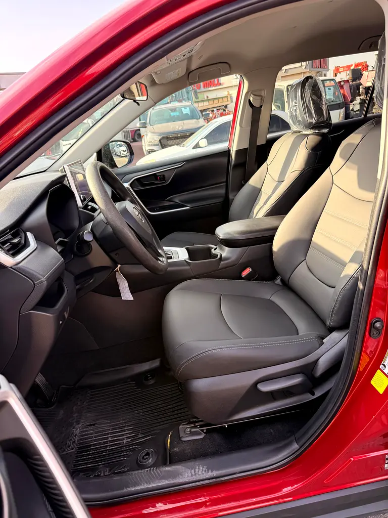 2023 Toyota Rav 4 MID - American Specs - GCC Ready - Image 7