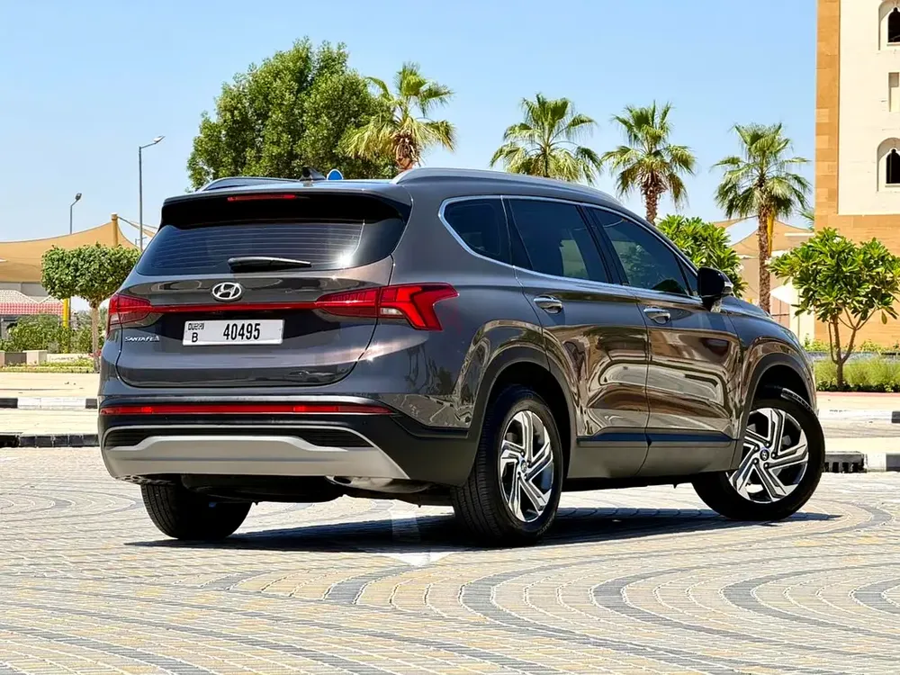 Hyundai Santafe 2022 Model Gcc Spec’s Mid Option - Image 6