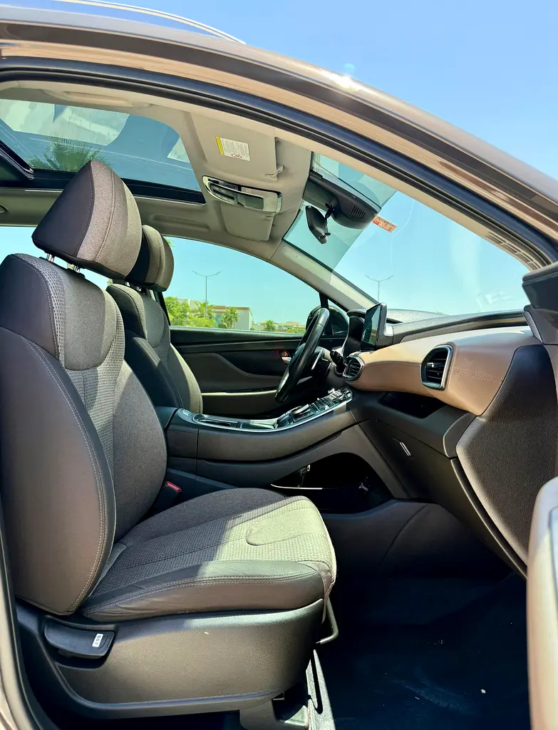 Hyundai Santafe 2022 Model Gcc Spec’s Mid Option - Image 9