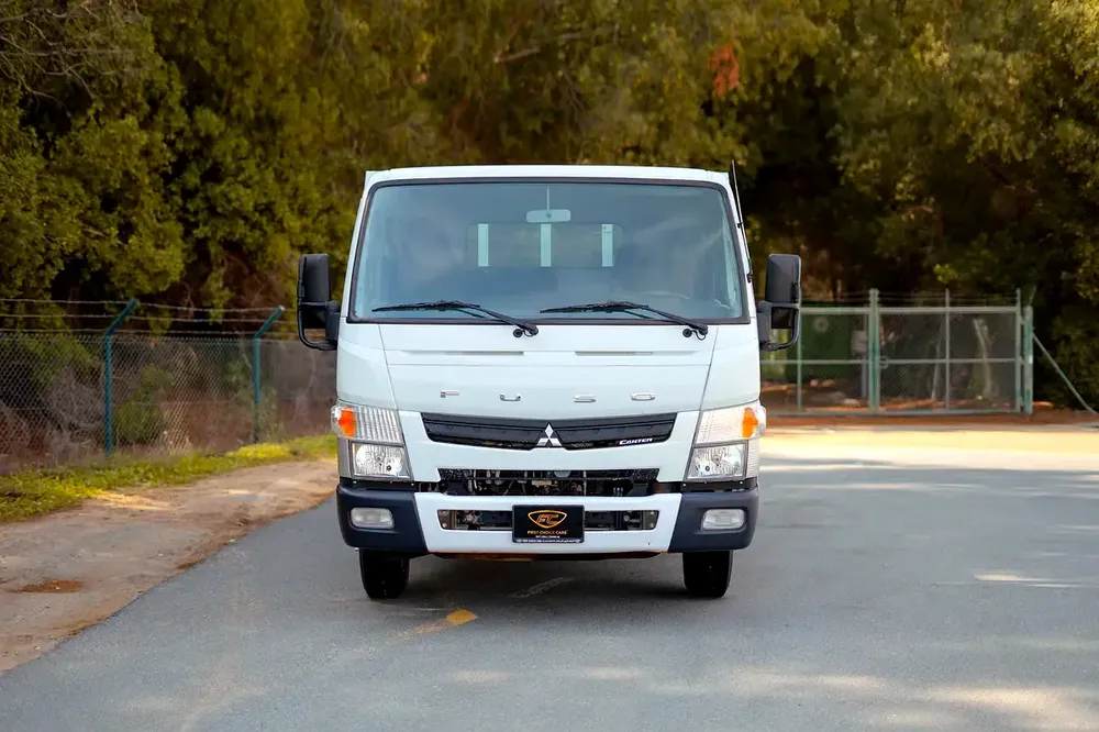 Mitsubishi Canter Cargo Body | Diesel | GCC Specs | Ref#M05105 - Image 5