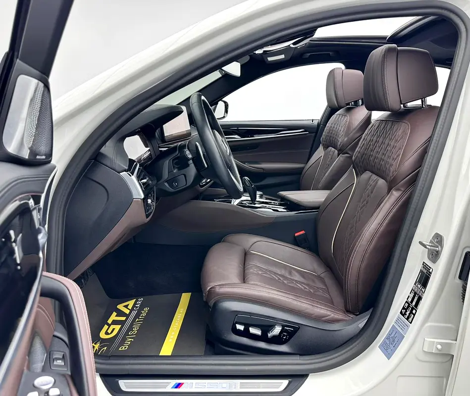 2023 BMW M550i xDrive, 1 Year Unlimited Km Warranty, Full Service History - Image 15