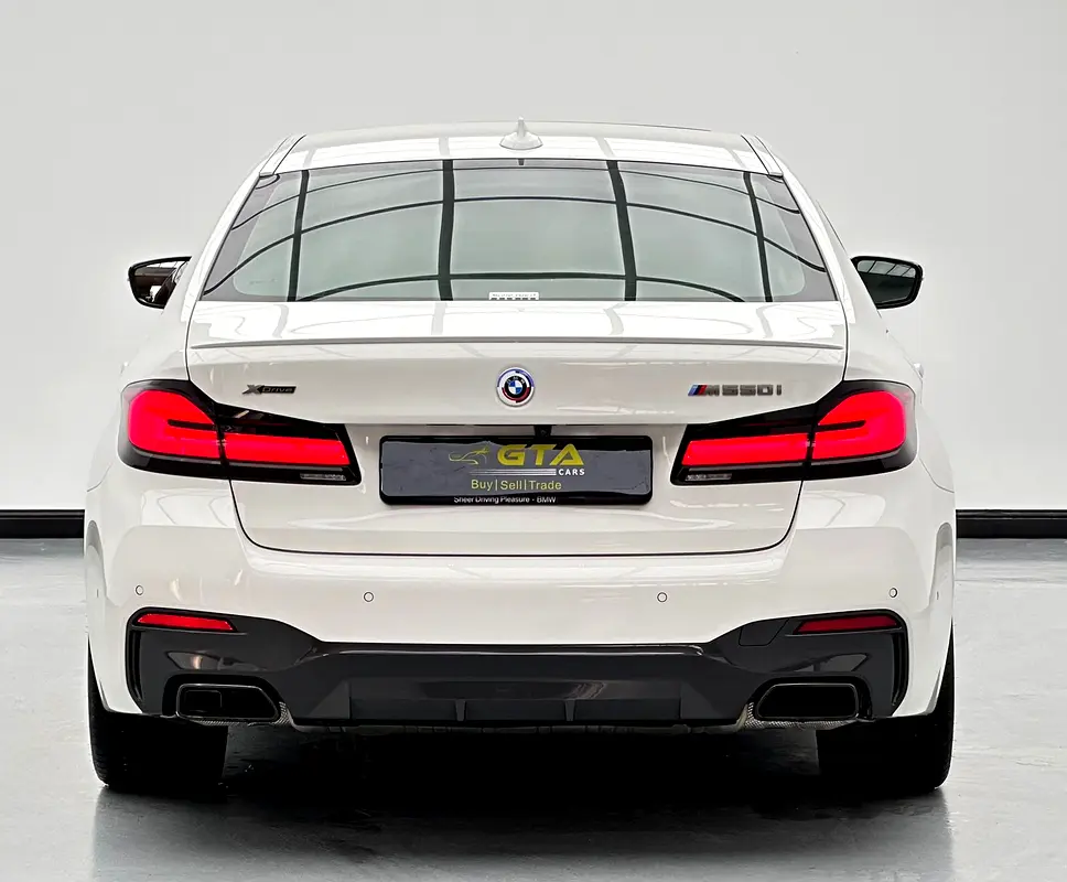 2023 BMW M550i xDrive, 1 Year Unlimited Km Warranty, Full Service History - Image 5