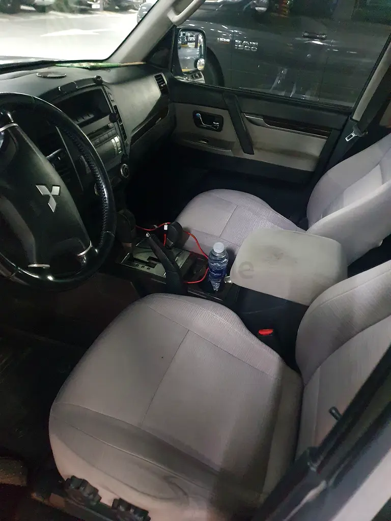Mitsubishi Pajero GLS 2011 | GCC Specs | Well maintained - Image 5