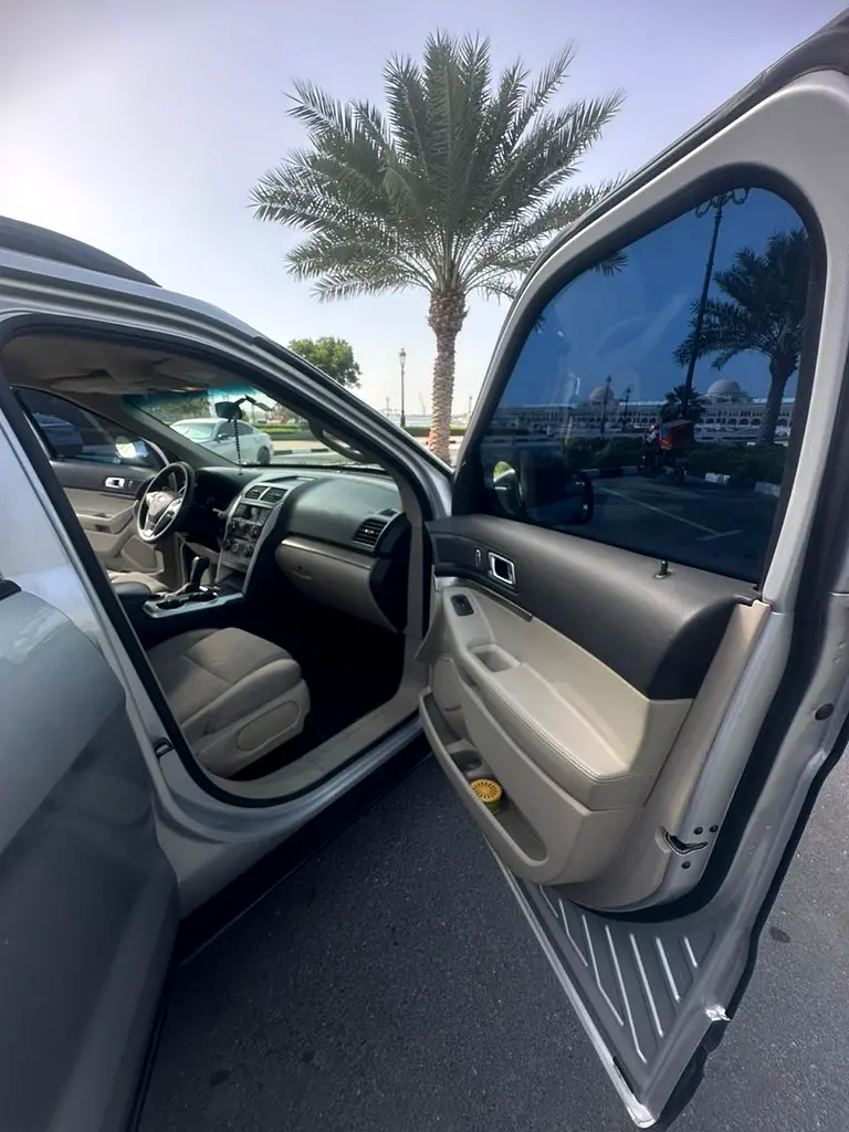 Ford Explorer 2015 - Excellent Condition | Family SUV - Image 14
