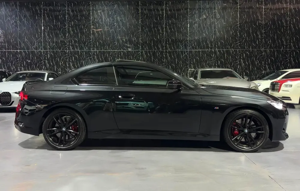 BMW M240i xDrive | GCC | Original Paint | Low Mileage | AGMC Warranty and service 2029 - Image 6