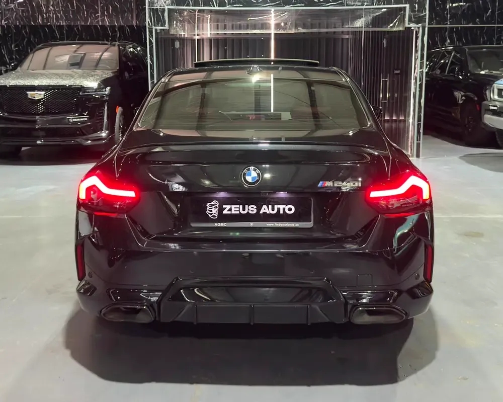 BMW M240i xDrive | GCC | Original Paint | Low Mileage | AGMC Warranty and service 2029 - Image 8