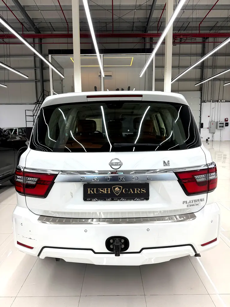 Nissan Patrol LE Platinum 2022 GCC Specs - Image 6