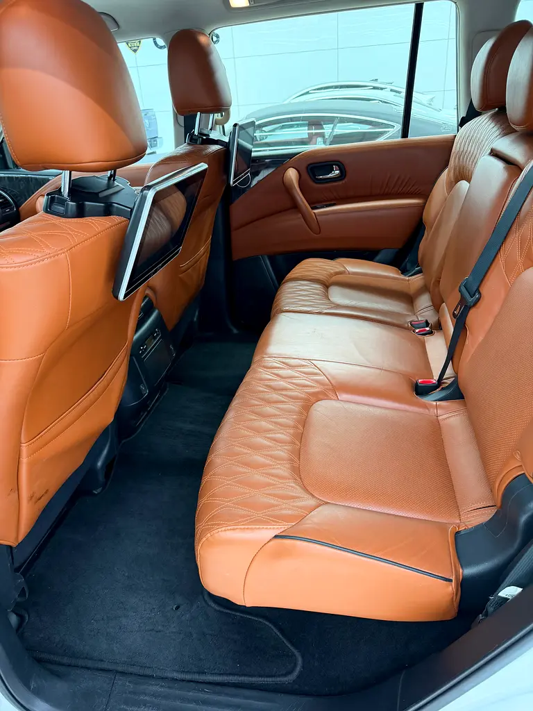 Nissan Patrol LE Platinum 2022 GCC Specs - Image 9