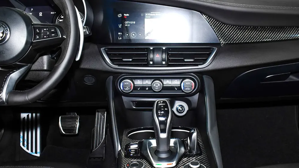 Alfa Romeo | Giulia Quadrifoglio ( 510 HP ) | 2023 | Warranty and Service | Service History - Image 11