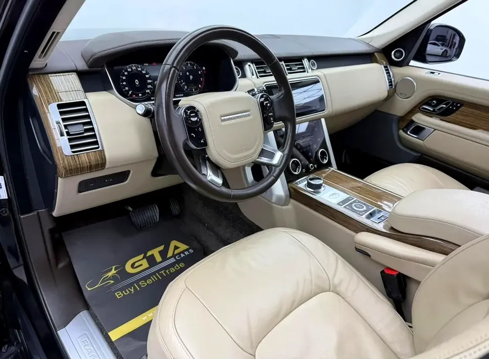 2019 Range Rover Vogue HSE, Warranty, Full Service History, Fully Loaded, Excellent Condition, GCC - Image 10