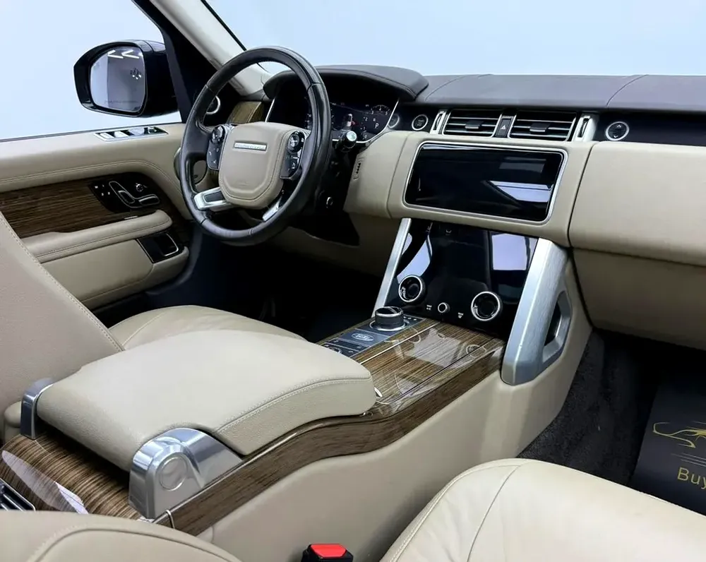 2019 Range Rover Vogue HSE, Warranty, Full Service History, Fully Loaded, Excellent Condition, GCC - Image 11