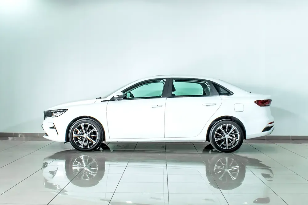 GEELY WARRANTY 2028 / 150,000 KM | SUNROOF | LEATHER | 1.5 GCC | AED 650 PM - Image 7