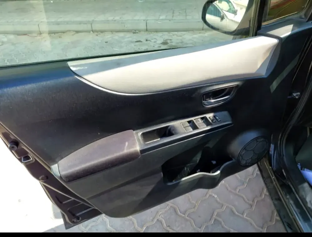 TOYOTA YARIS 2013 MODEL CAR FOR SALE - Image 5