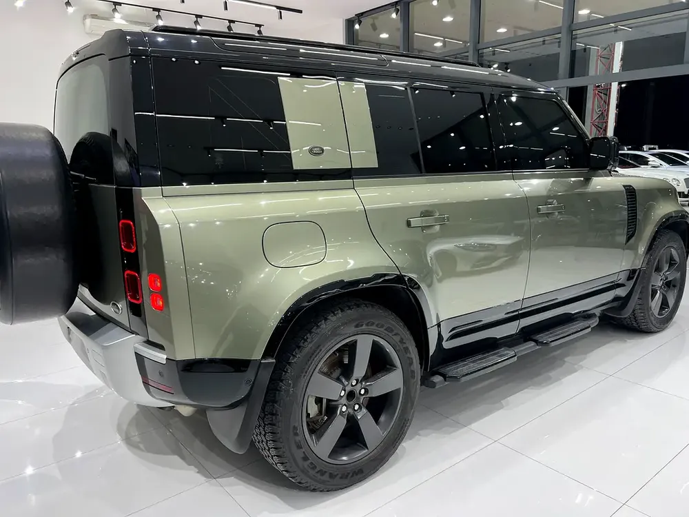 Land Rover Defender GCC Specs - Image 6