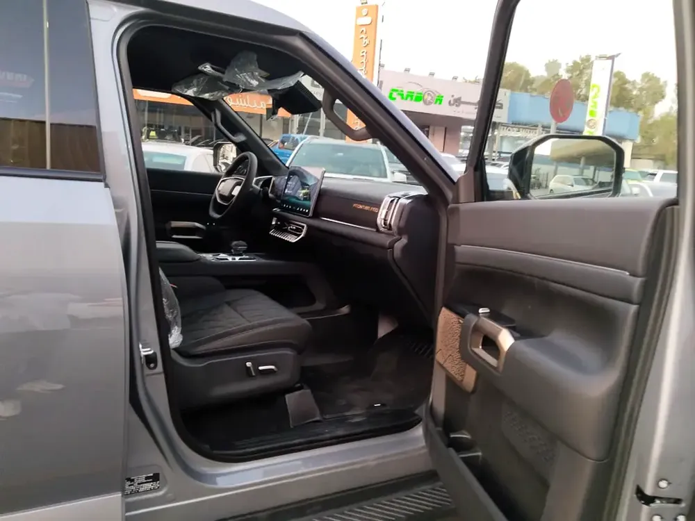 2025 Nissan Frontier Pro 2.0T Gasoline
360° panoramic camera + 1 differential lock - Image 13