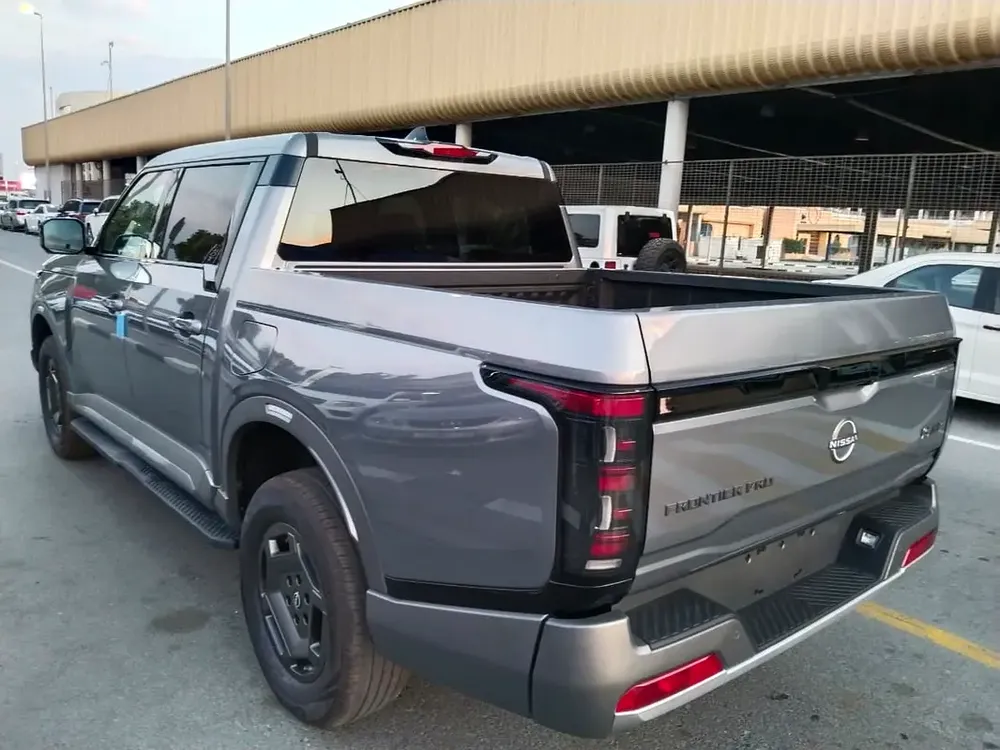 2025 Nissan Frontier Pro 2.0T Gasoline
360° panoramic camera + 1 differential lock - Image 8