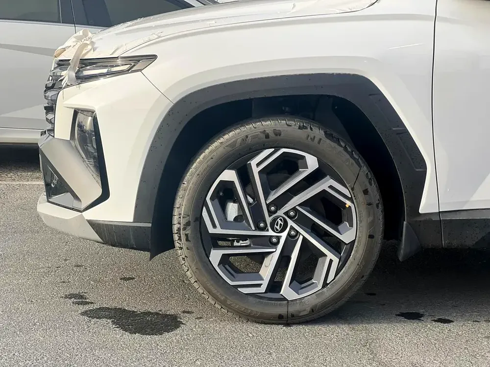 2026-Brand New Hyundai Tucson -2.0L | GCC Specs | Reliable & Efficient SUV - Image 6