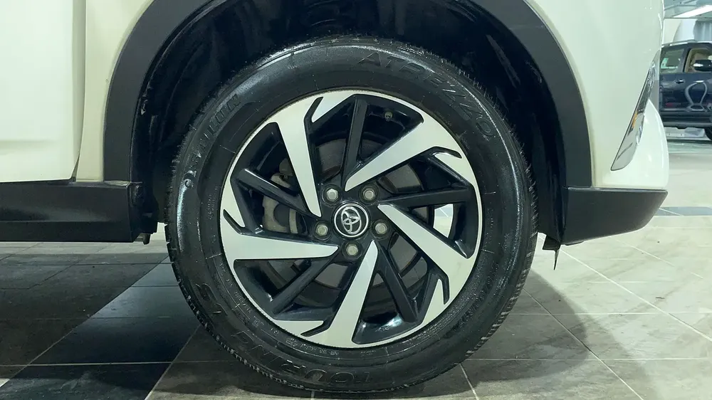 AED 651/month | 0 Downpayment | Free 3 Months Warranty | 30 Day Return | TOYOTA RUSH 2022 - Image 12