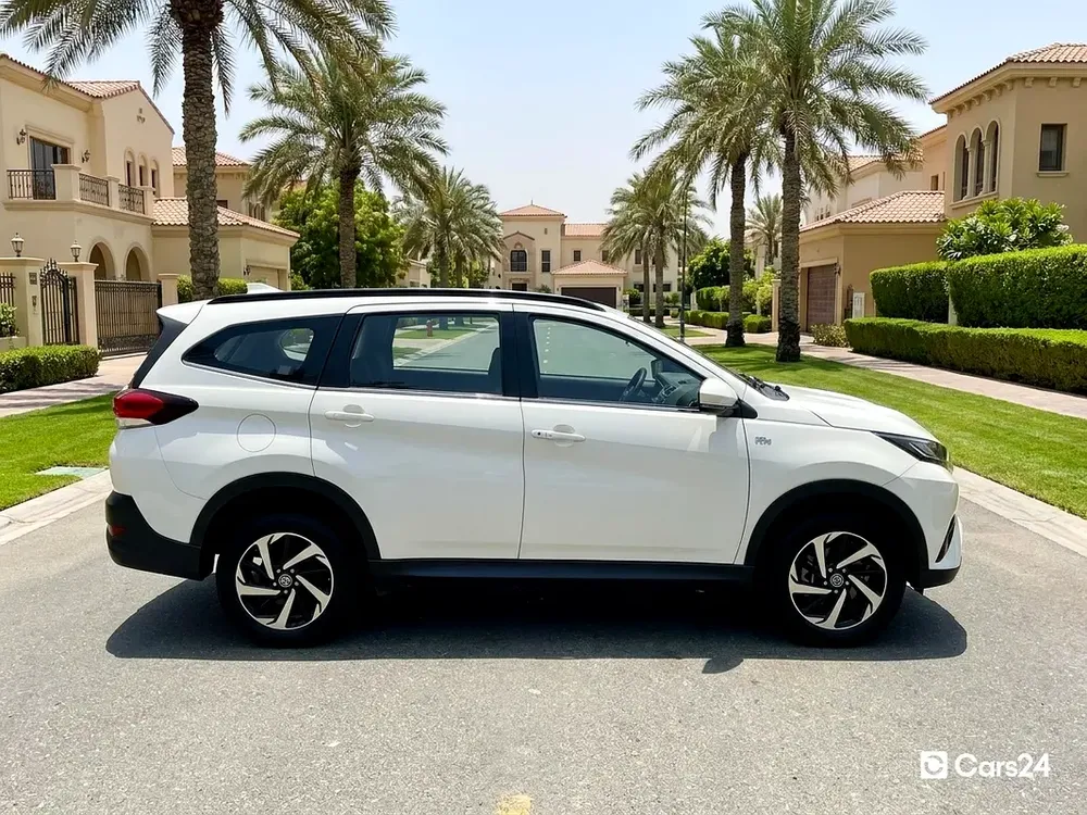 AED 651/month | 0 Downpayment | Free 3 Months Warranty | 30 Day Return | TOYOTA RUSH 2022 - Image 5