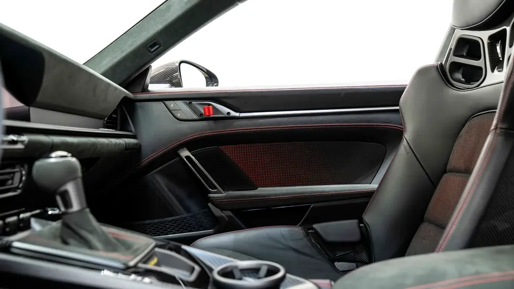 DEAL OF THE MONTH | EXCELLENT CONDITION | WEISSACH PACKAGE | ACCIDENT-FREE | HIGH SPEC | FINANCE - Image 19