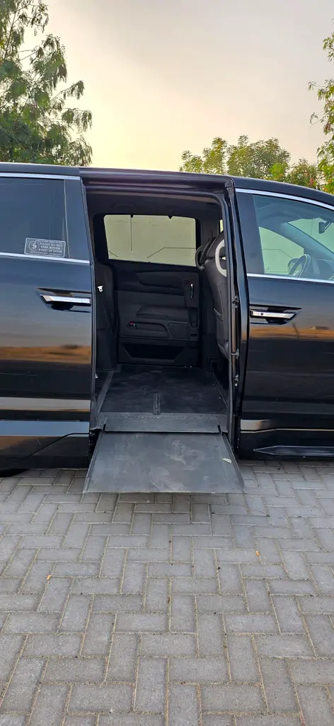 2016-Honda odyssey Wheelchair Van-Excellent Condition - Image 12