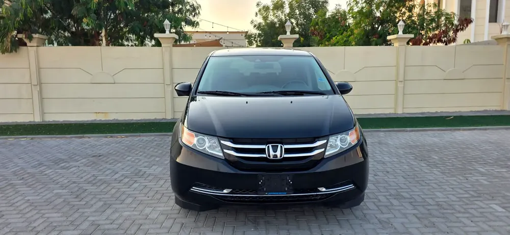 2016-Honda odyssey Wheelchair Van-Excellent Condition - Image 4
