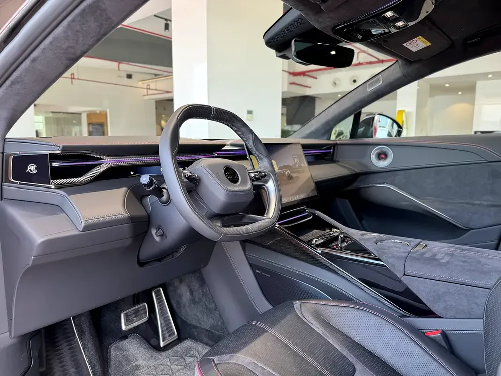 2025 | Lotus Eletre | R | GCC Specs | Brand New - Image 4
