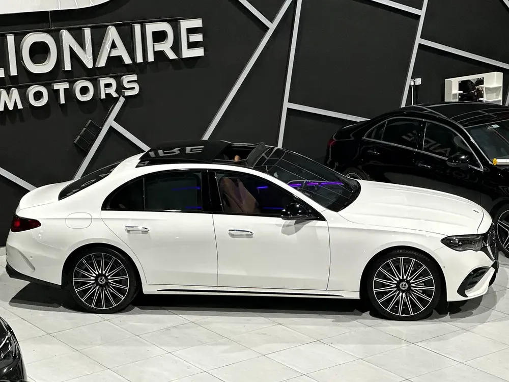 MERCEDES-BENZ E 300 | GCC | 2025 | UNDER WARRANTY  CONTRACT SERVICE (GARGASH) - ! - Image 17
