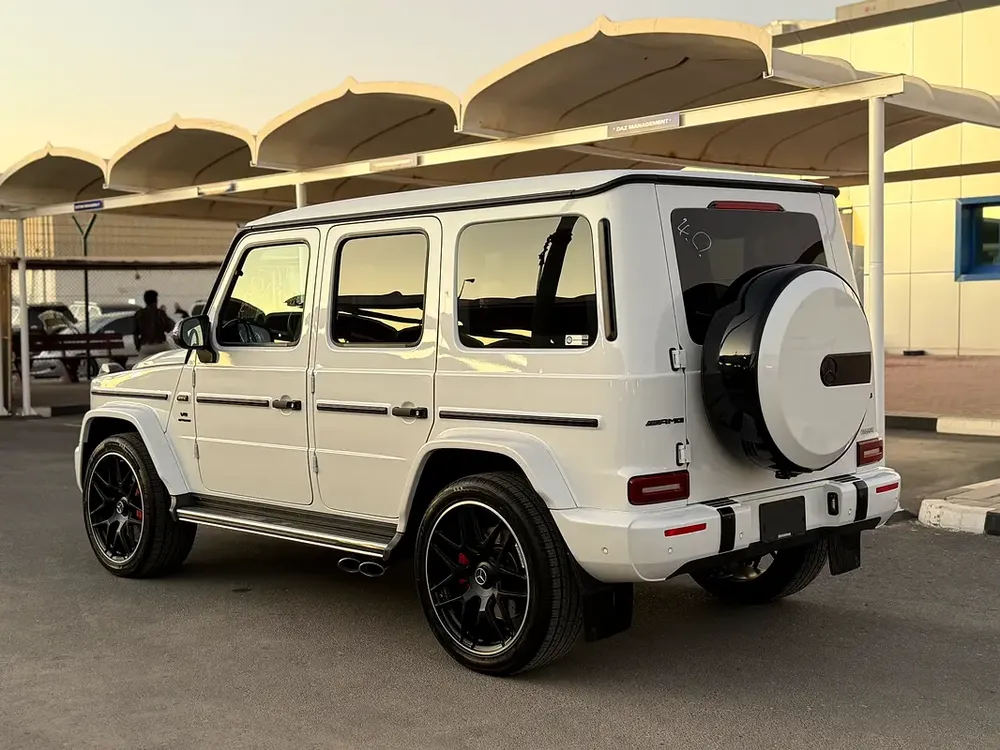 MERCEDES G 63 AMG - 2022 - 24,000 kms - FULL OPTION - JAPANESE SPEC - Image 4