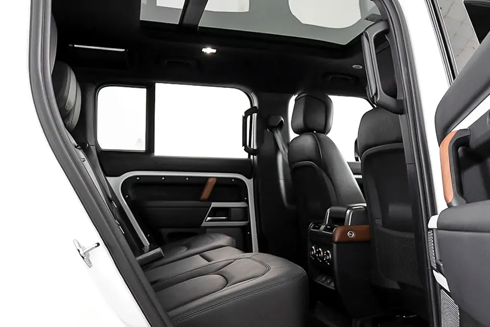 6,691 AED / 60 months | 0% DP | 2024 Land Rover Defender 110 P400 HSE / Land Rover Warranty - Image 14