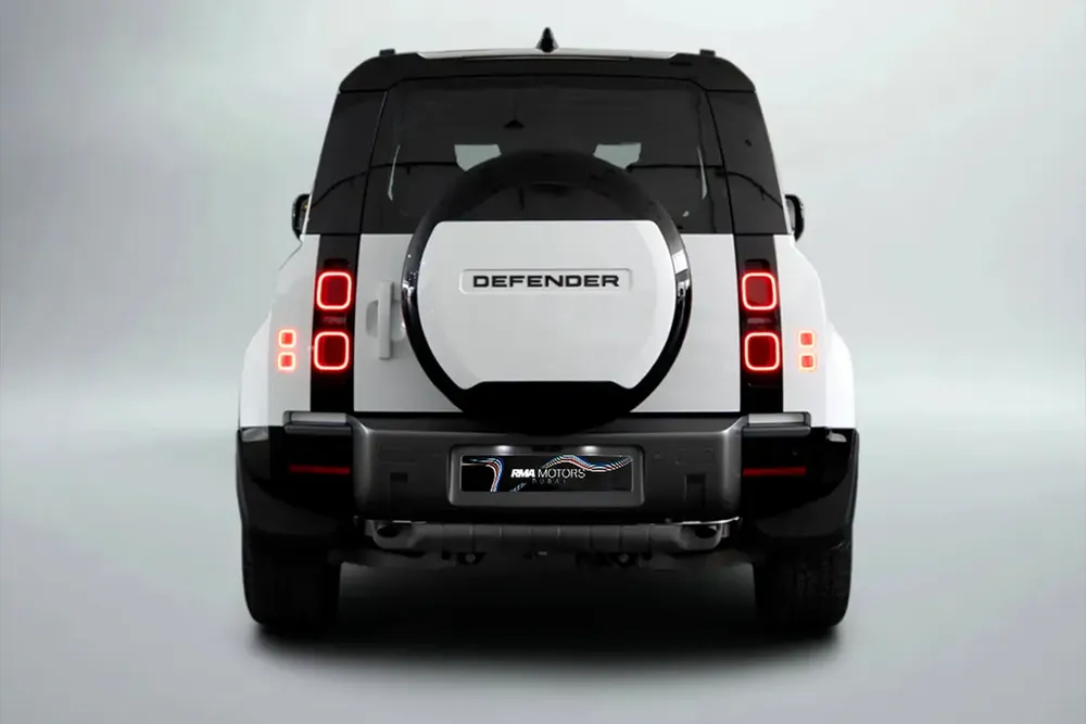 6,691 AED / 60 months | 0% DP | 2024 Land Rover Defender 110 P400 HSE / Land Rover Warranty - Image 4