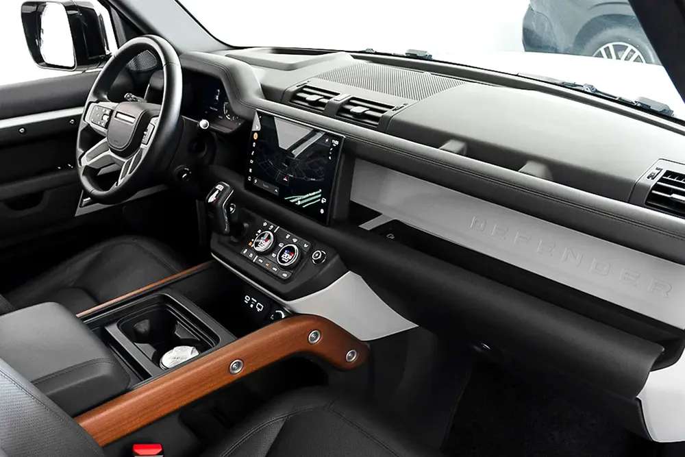6,691 AED / 60 months | 0% DP | 2024 Land Rover Defender 110 P400 HSE / Land Rover Warranty - Image 9