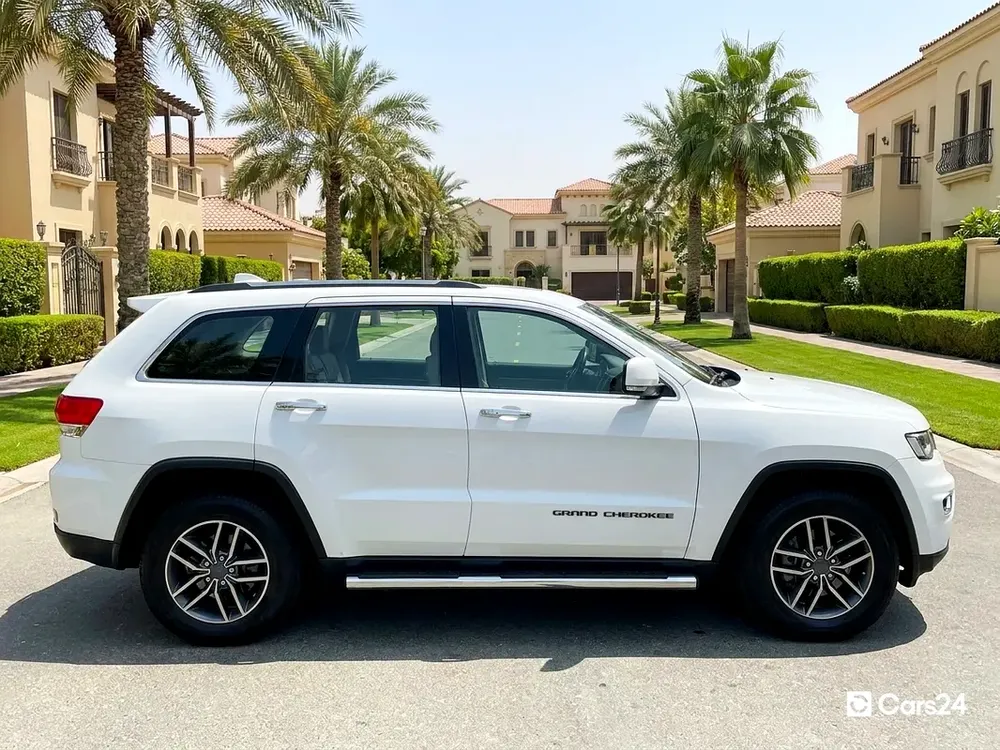 AED 1,246/m | 0 DP | Free 1 Year Warranty | Service History | 30D Return | JEEP GRAND CHEROKEE 2020 - Image 5