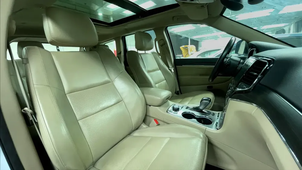 AED 1,246/m | 0 DP | Free 1 Year Warranty | Service History | 30D Return | JEEP GRAND CHEROKEE 2020 - Image 6